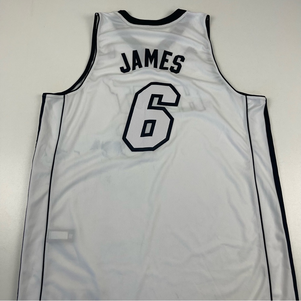 Adidas *Rare* White hot Miami Heat LeBron James Jersey - Picture 3 of 12